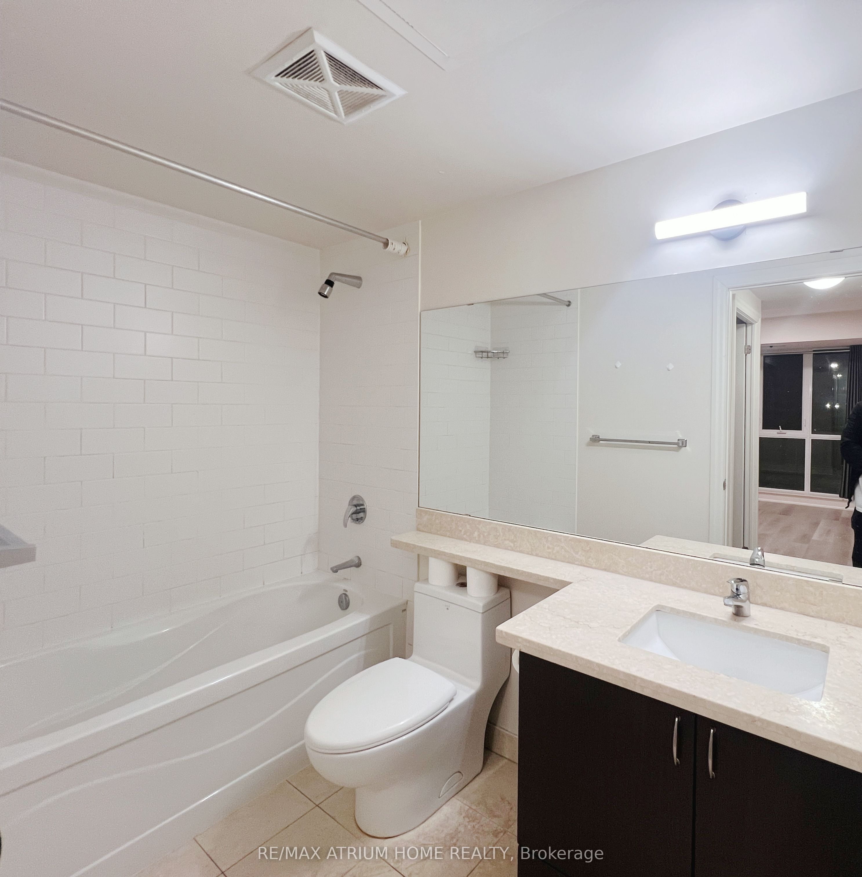 Additional image 5 of 307-1 Upper Duke Crescent, Markham, ON, L6G 0B6