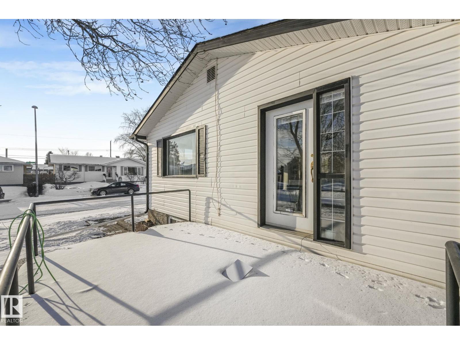 Additional image 4 of 13529 69 Street NW, Edmonton, AB, T5C0H7