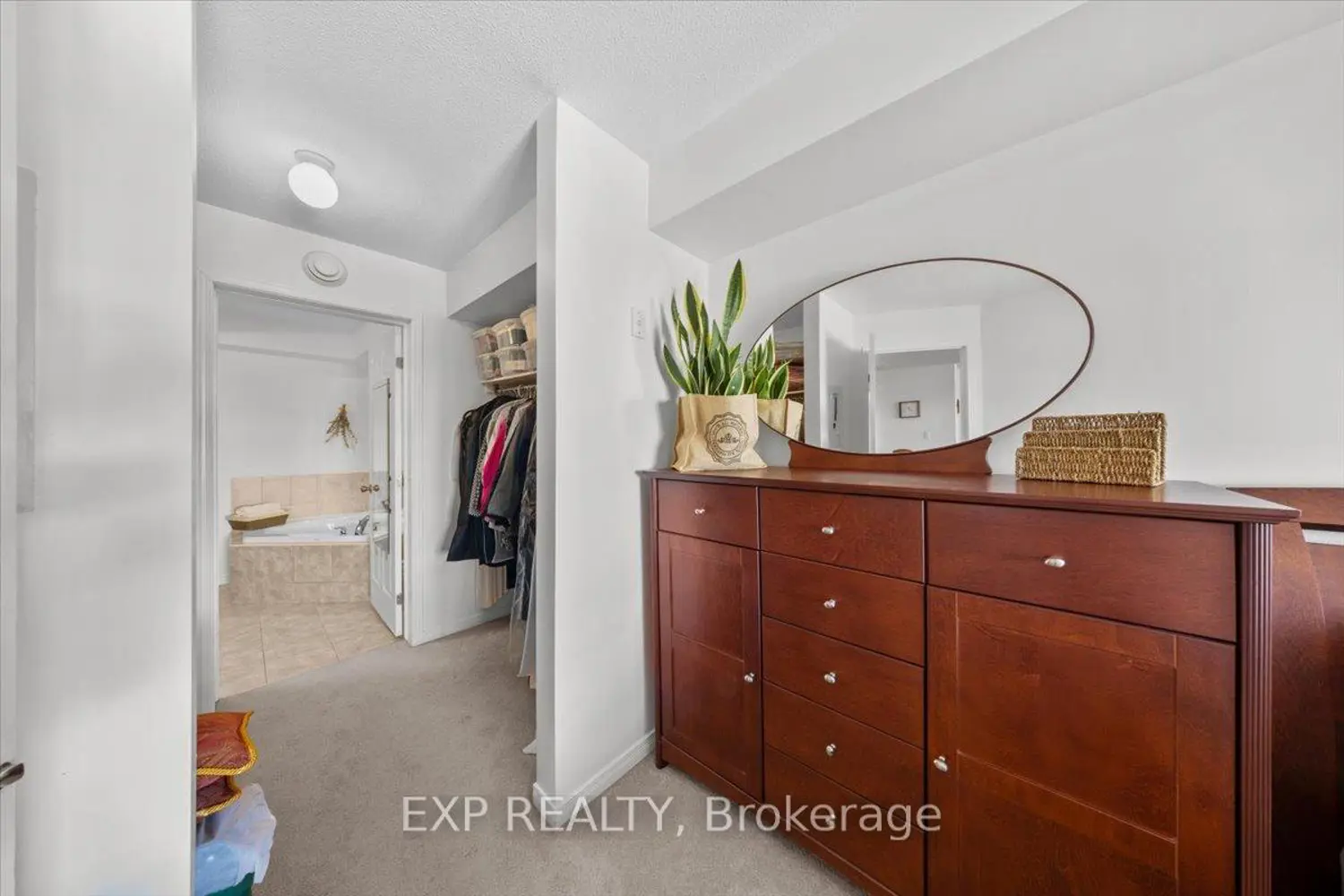 Additional image 18 of 1931 St. Joseph Boulevard 307