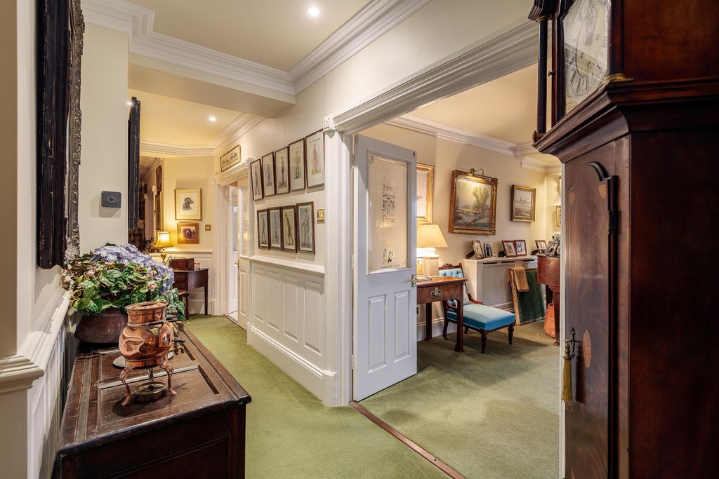 Additional image 10 of 3 bed flat for saleThe Coach House, Springwood Park, Tonbridge, Kent TN11