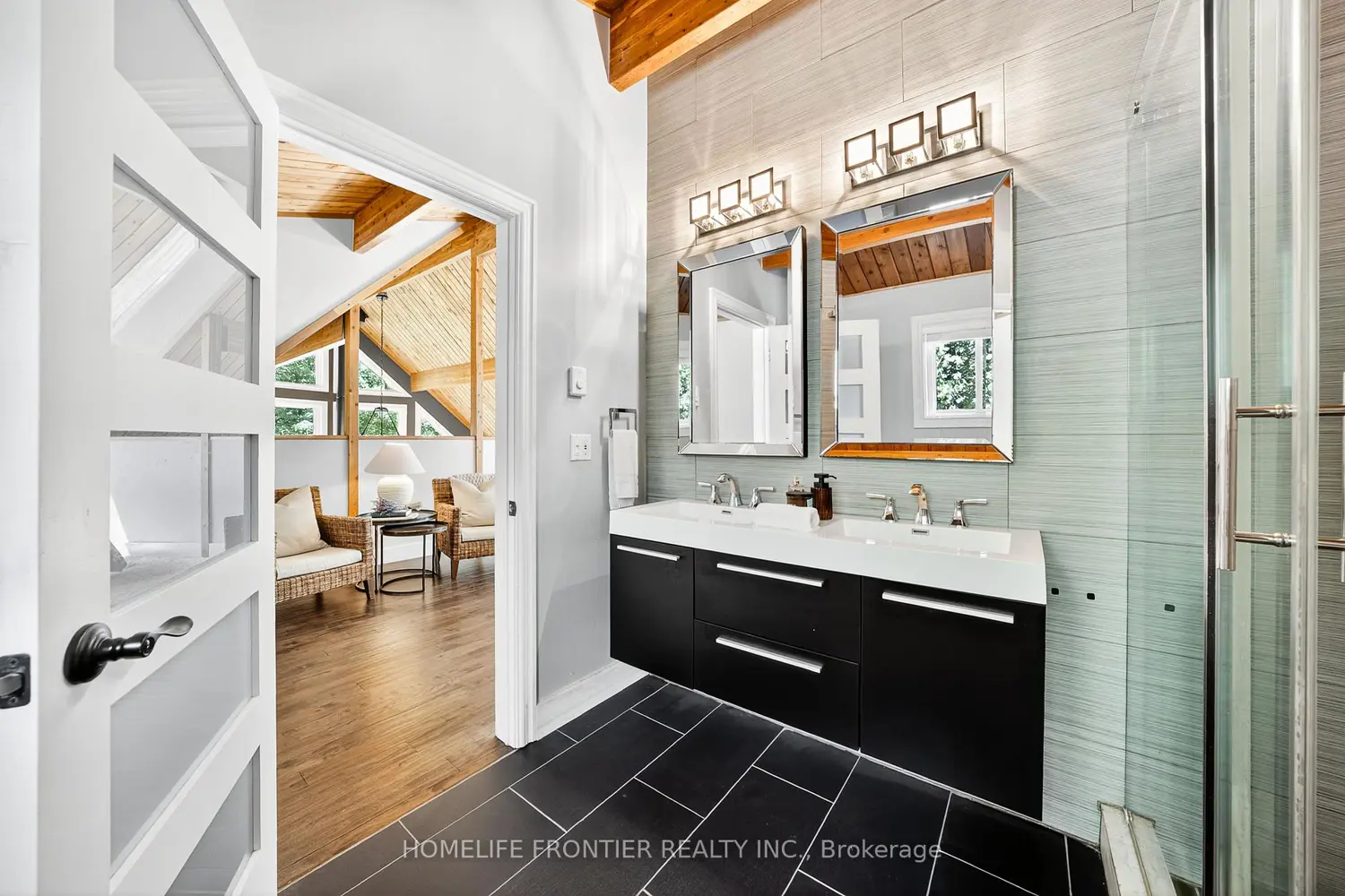 Additional image 14 of 7896 6Th Line