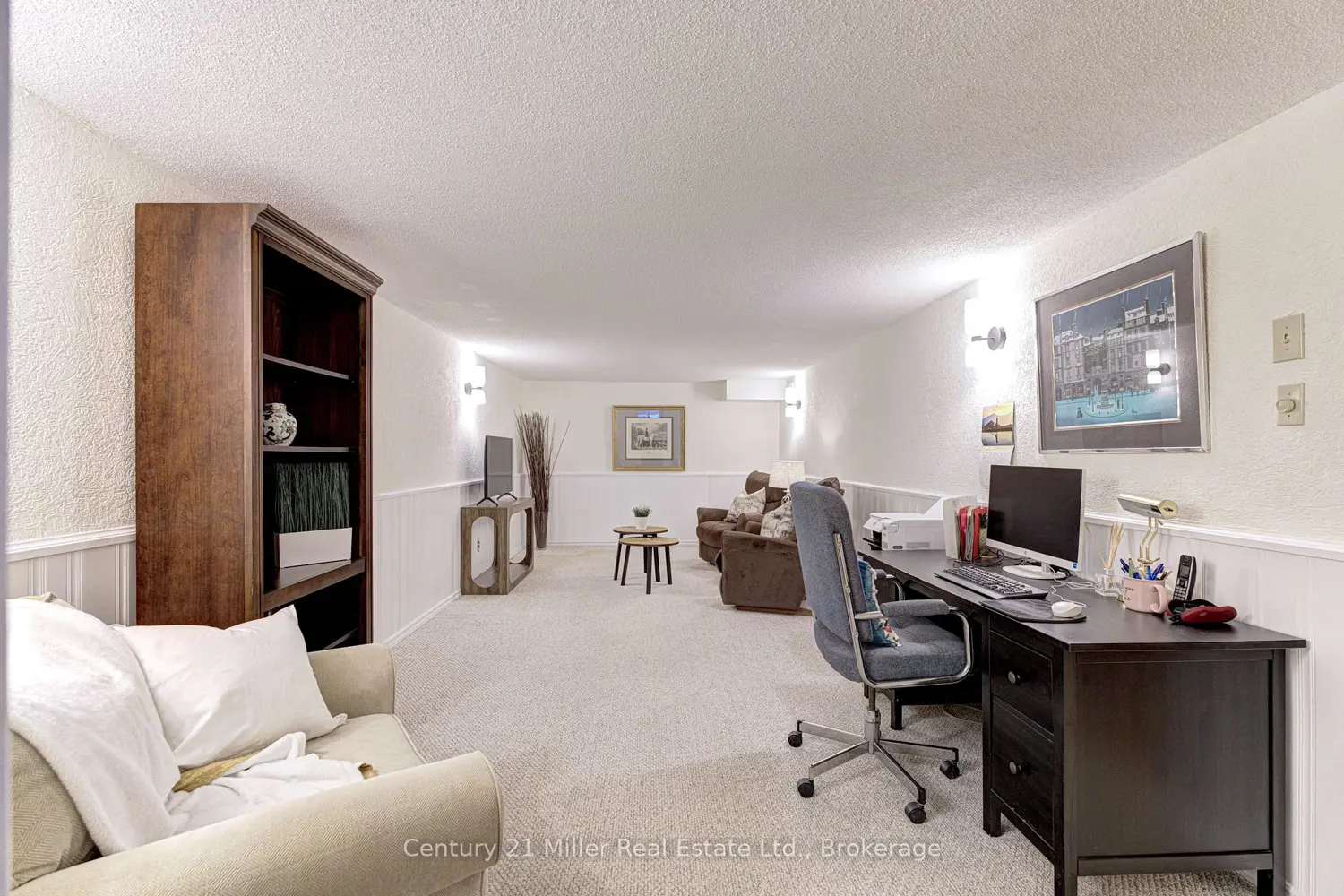 Additional image 6 of 2258 Upper Middle Road 4