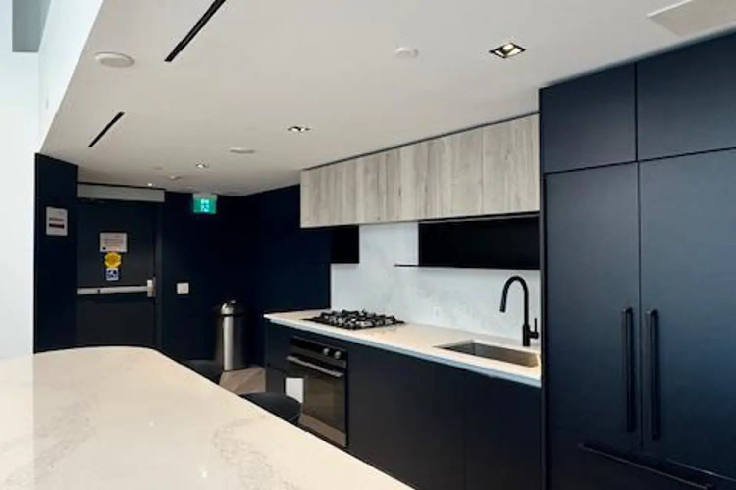 Additional image 18 of 2625 Dundas Street 809