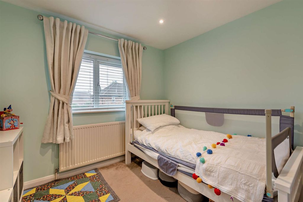 Additional image 14 of 4 bed semi-detached house for saleBracken Way, Chobham, Woking GU24