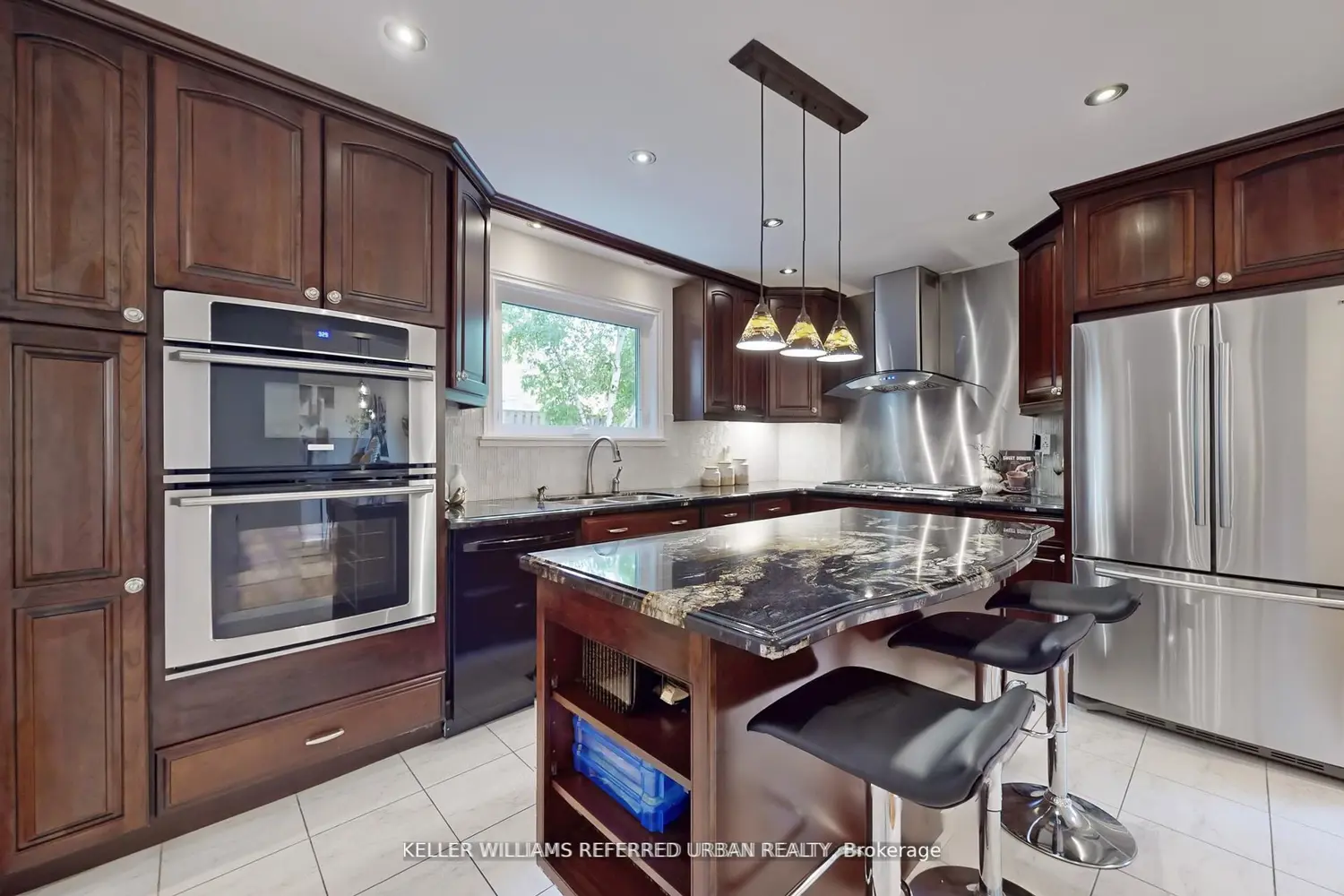 Additional image 5 of 158 Walton Drive