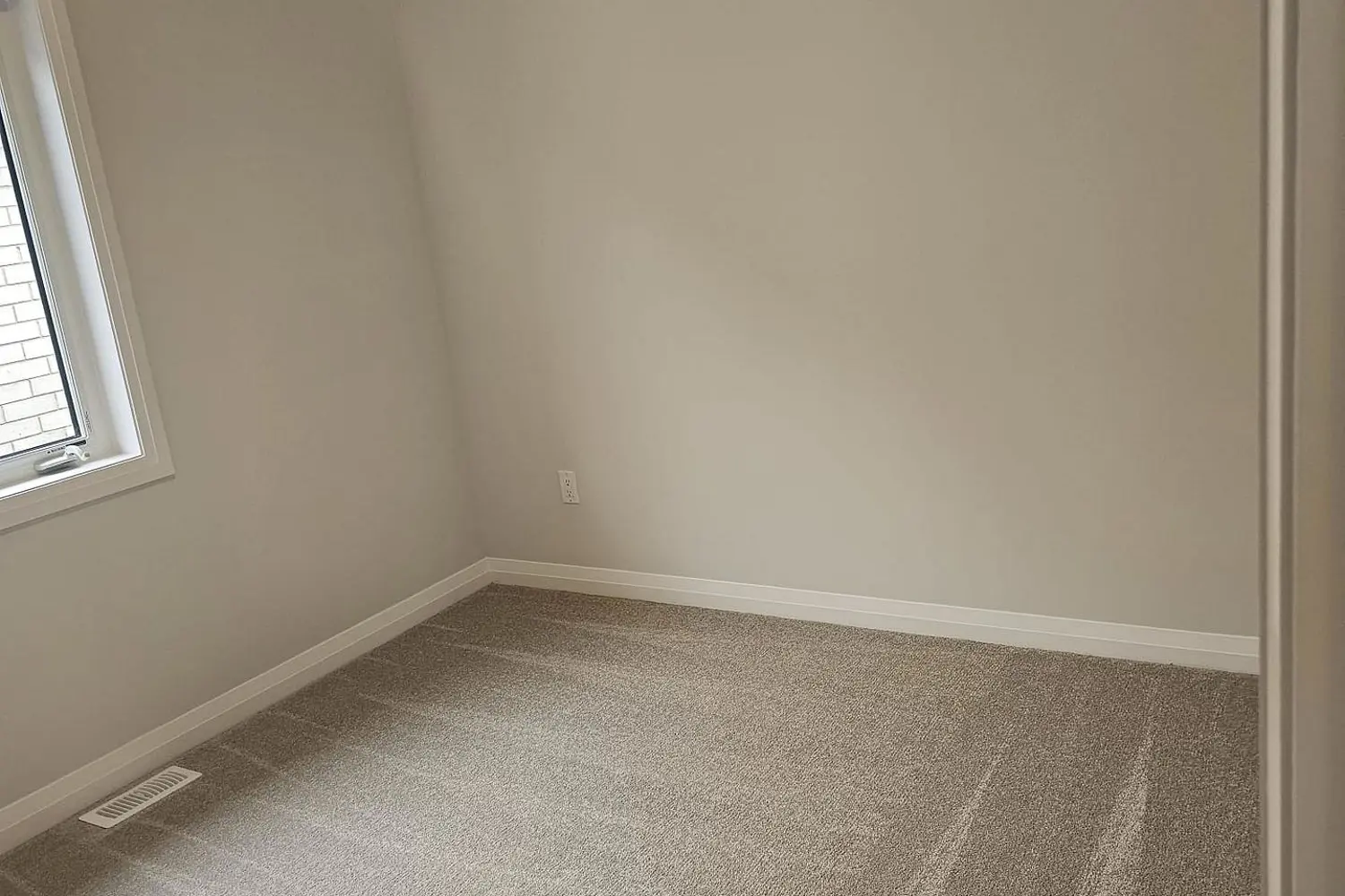 Additional image 12 of 548 Bedi Drive