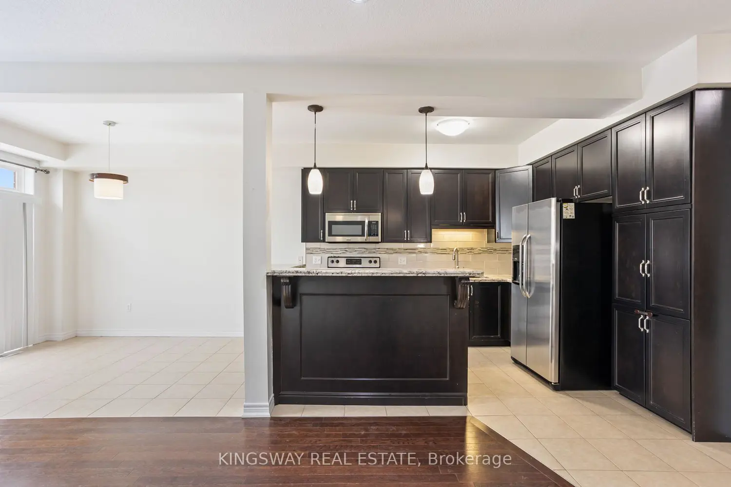 Additional image 15 of 11 Marina Point Crescent