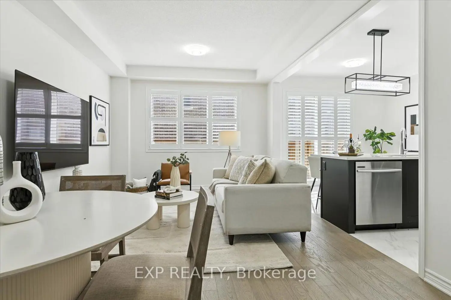 Additional image 5 of 3303 Thunderbird Promenade