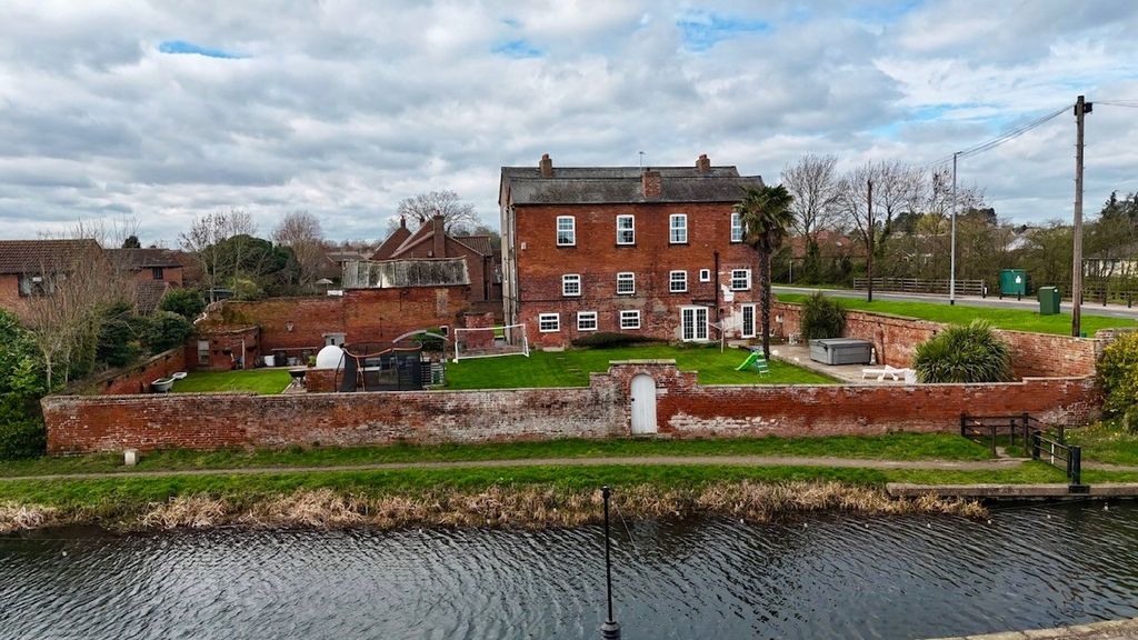 Additional image 33 of 7 bed detached house for sale94, Welham Road, Retford DN22