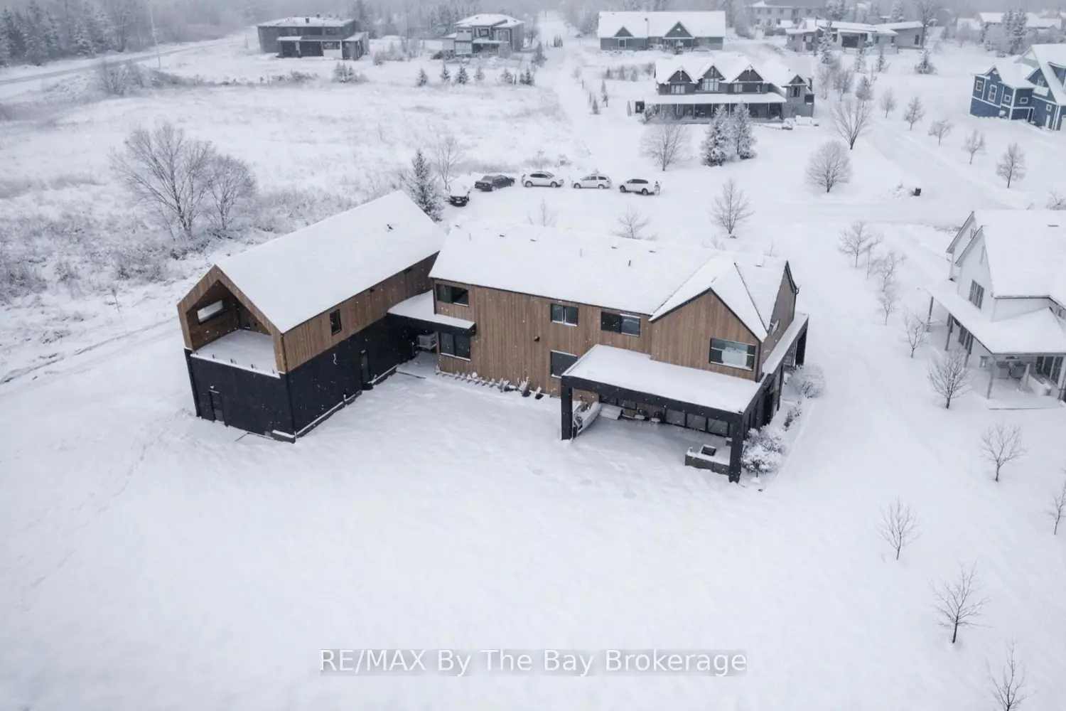 Additional image 14 of 18 Raintree Court