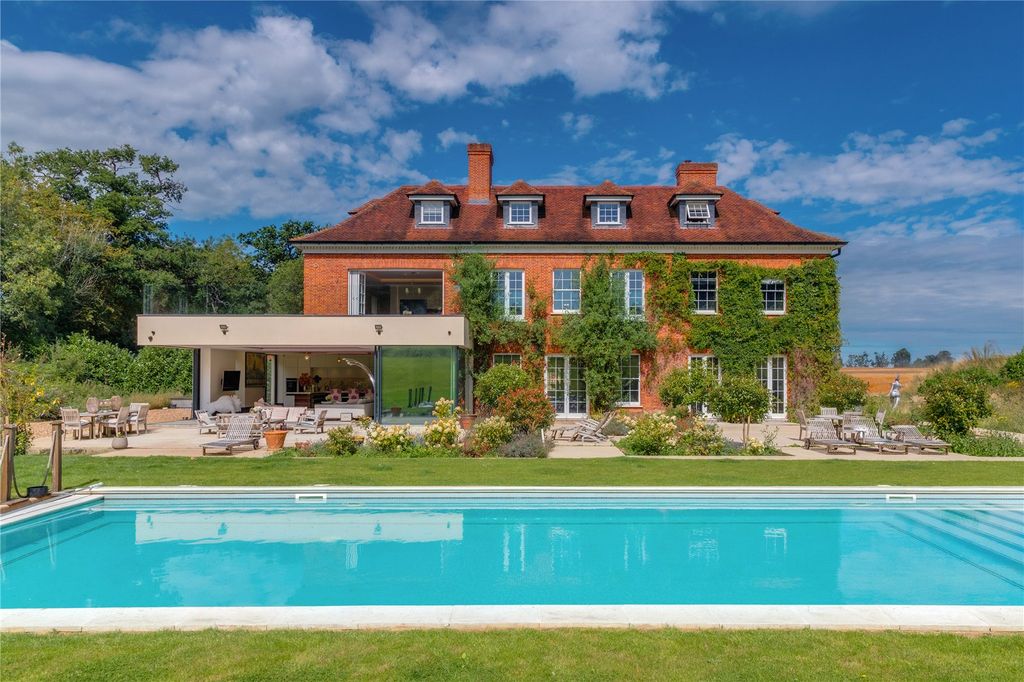 9 bed detached house for saleHarper Lane, Radlett, Hertfordshire WD7