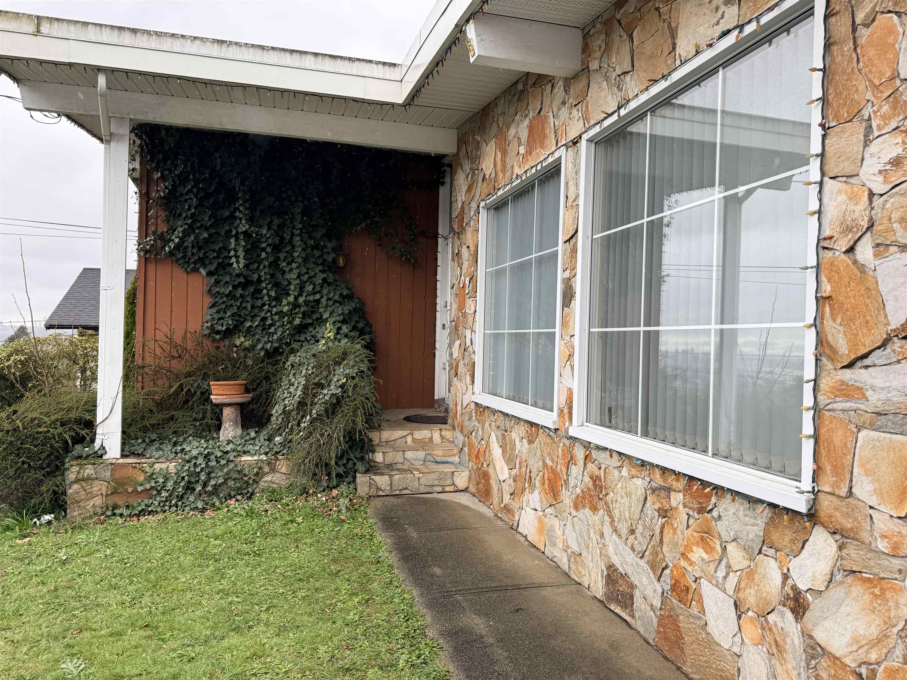 Additional image 2 of 362 Seaforth Crescent, Coquitlam, BC, V3K 2M4