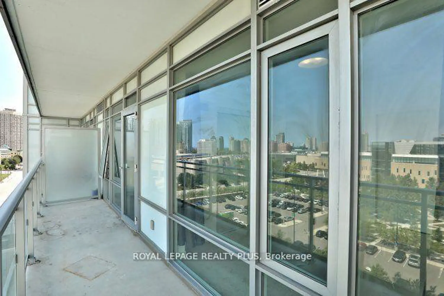 Additional image 6 of 360 Square One Drive 812