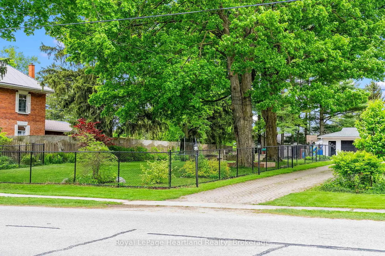 Additional image 2 of 1047 Gibson Street