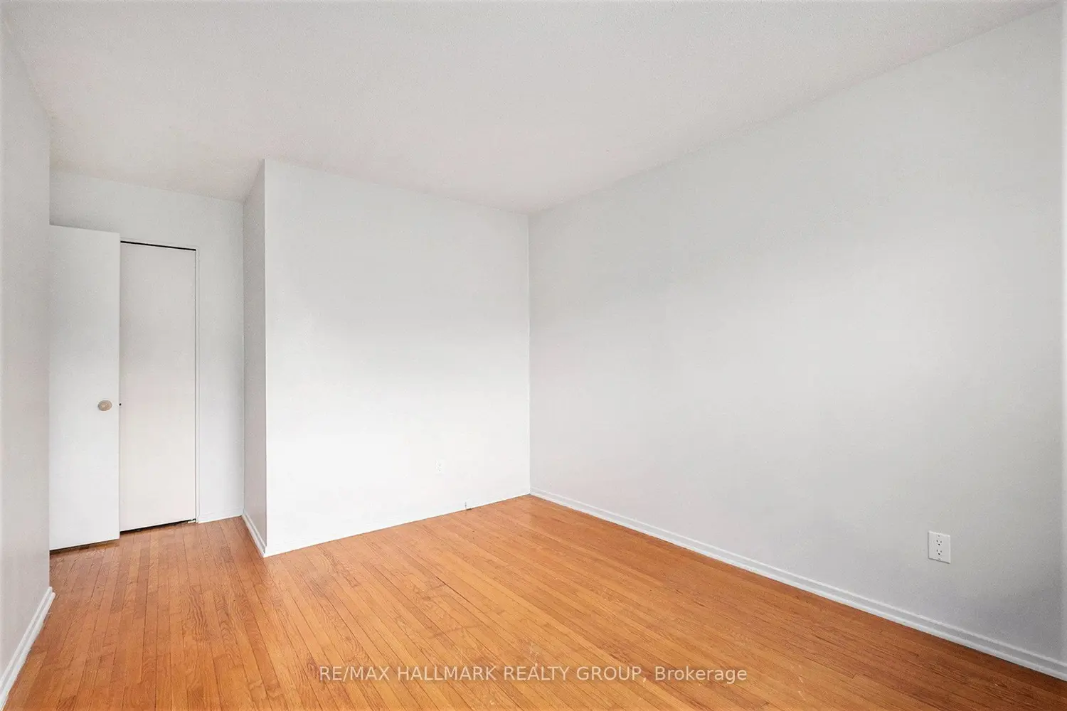 Additional image 12 of 3691 Albion Road 23