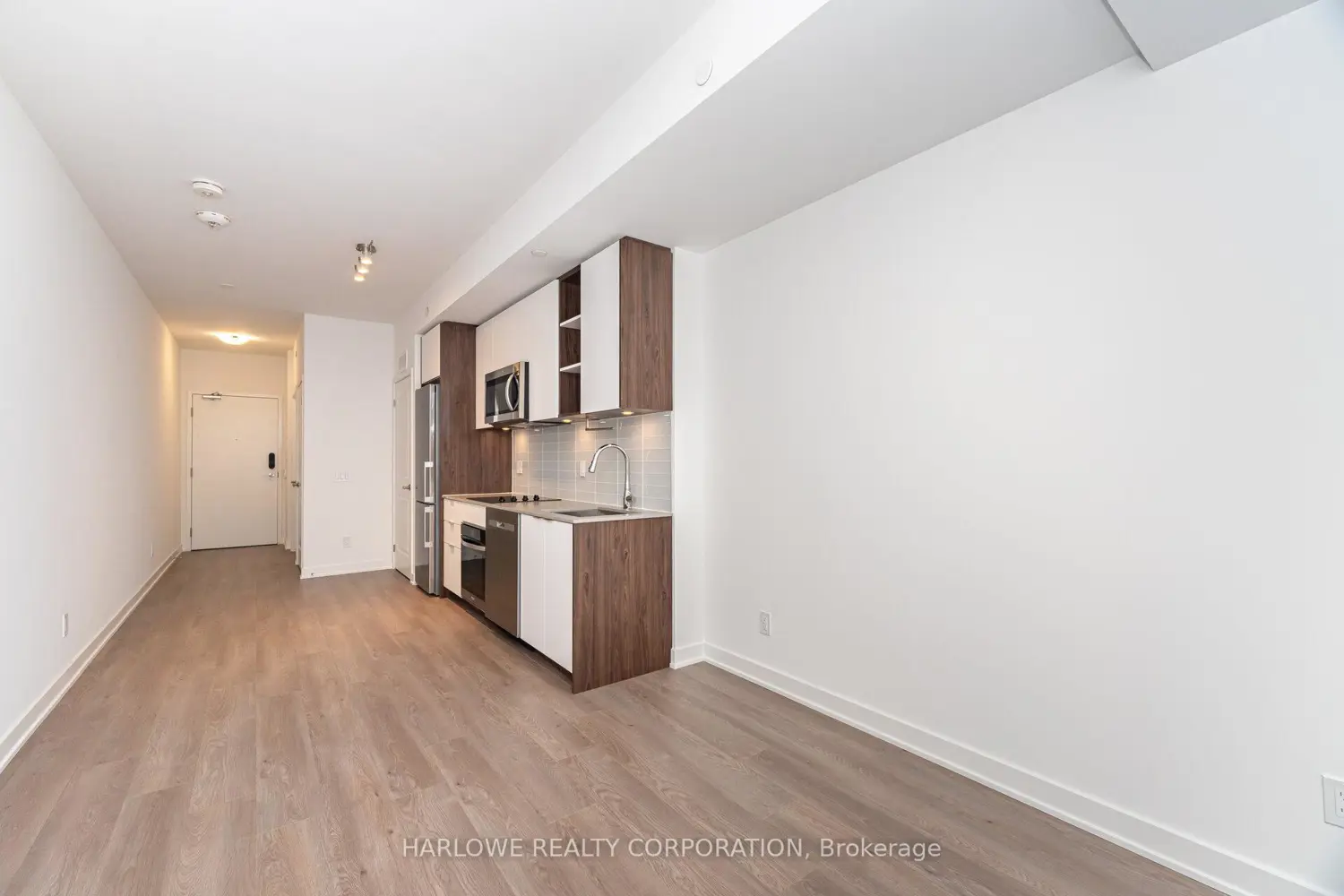 Additional image 13 of 543 Richmond Street 406