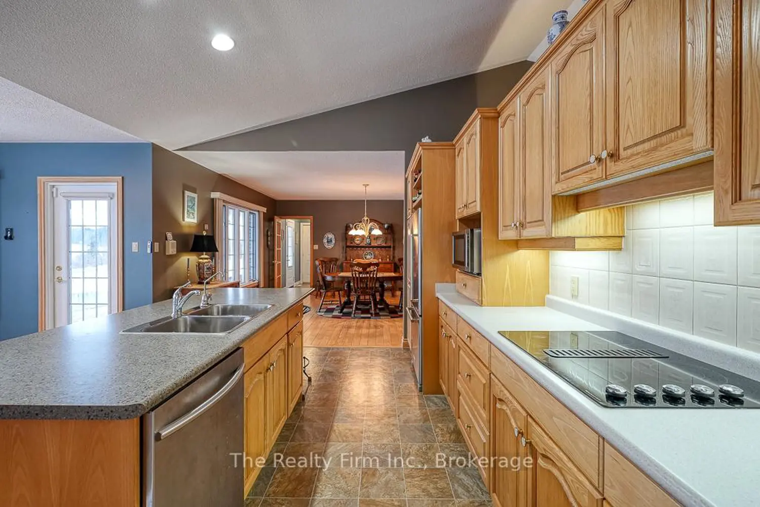 Additional image 9 of 716173 18Th Line