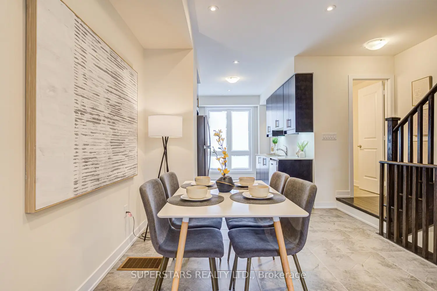 Additional image 10 of 100 Stauffer Crescent