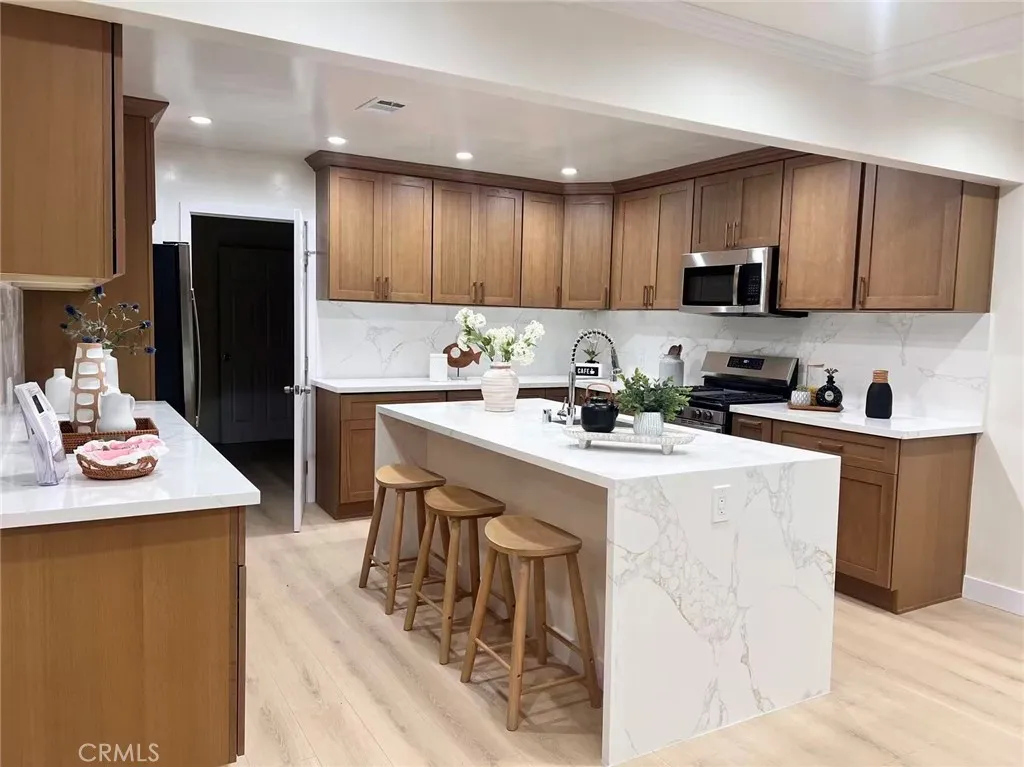 Additional image 11 of 4701 Don Miguel Dr, Los Angeles, CA 90008