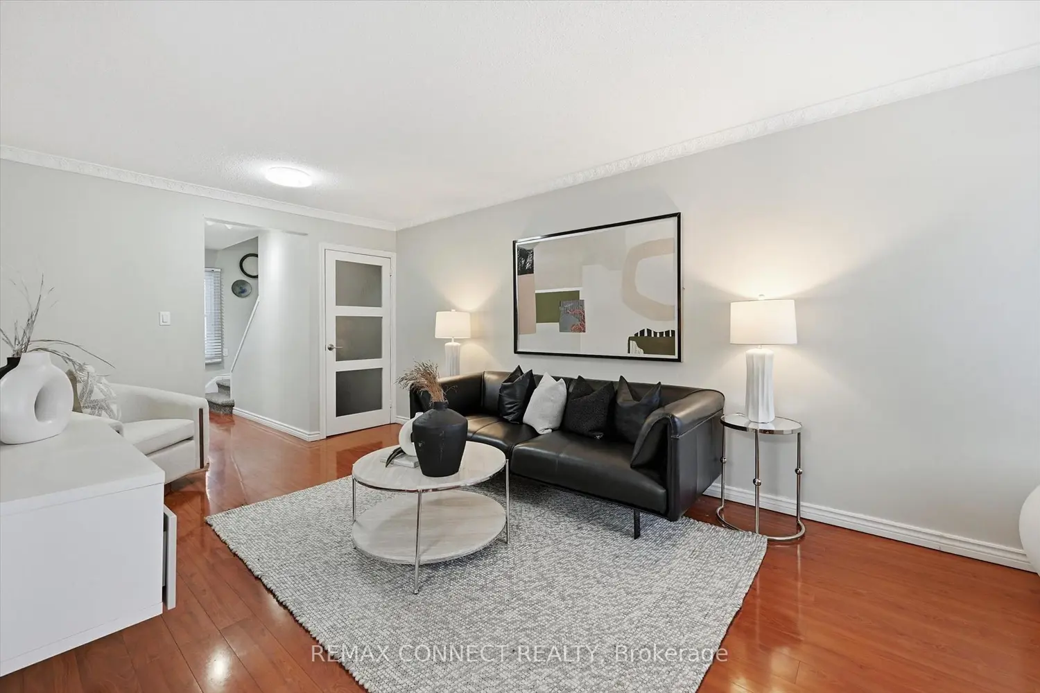 Additional image 5 of 2185 Fairchild Boulevard 23