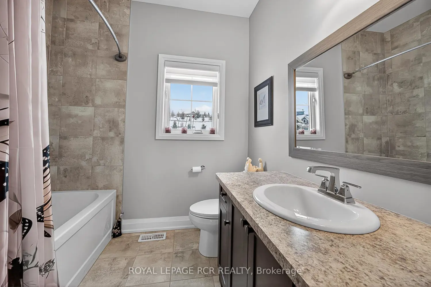 Additional image 11 of 3 Thoroughbred Drive