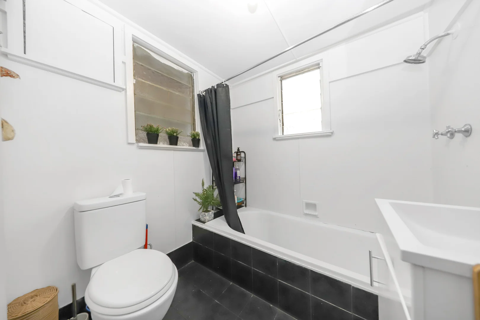 Additional image 8 of 199 Simpson Street, Tumut NSW 2720