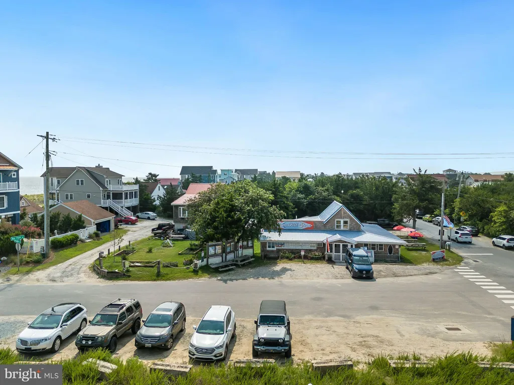 2 S Bay Shore Drive, Milton, DE 19968