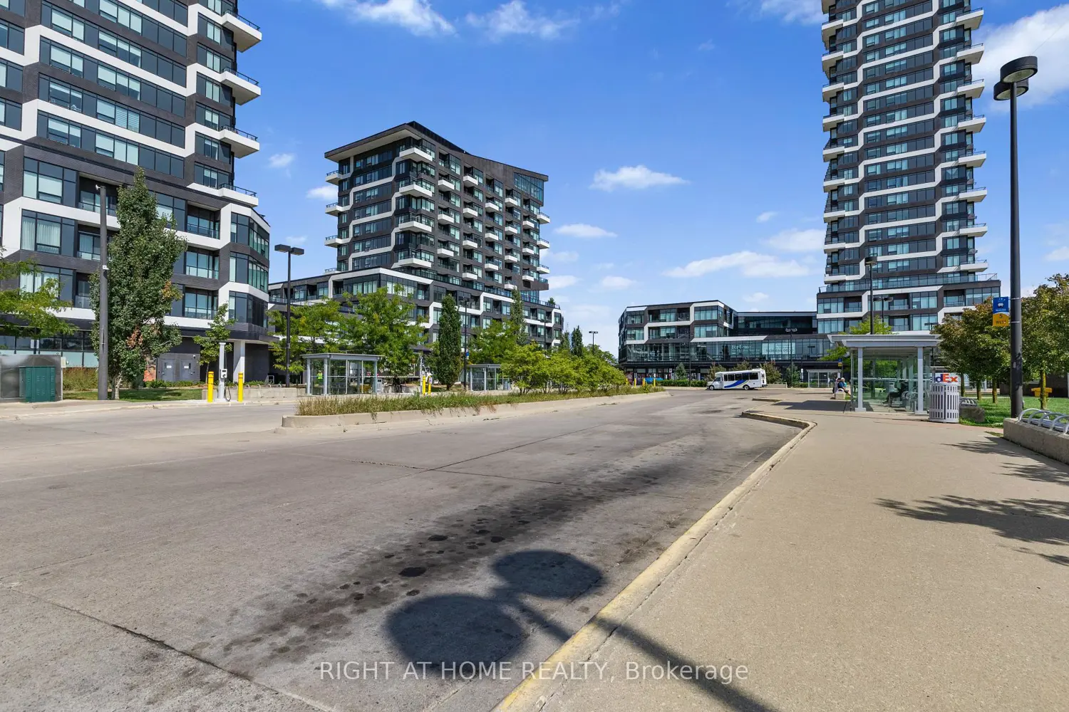 Additional image 10 of 297 Oak Walk Drive 2407