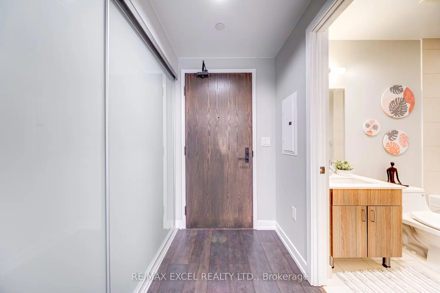 Additional image 9 of 426 University Avenue 1705