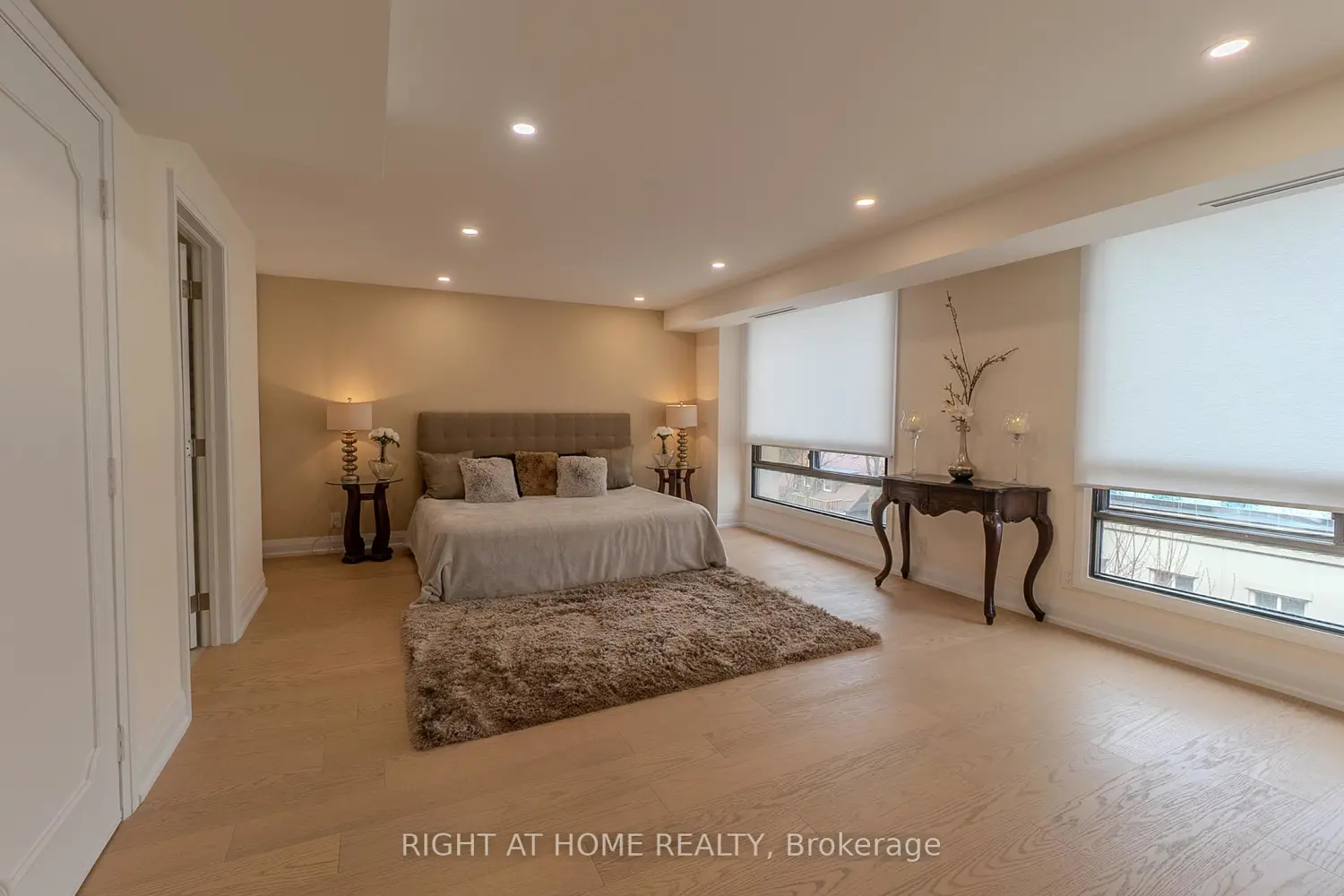 447 Walmer Road 608