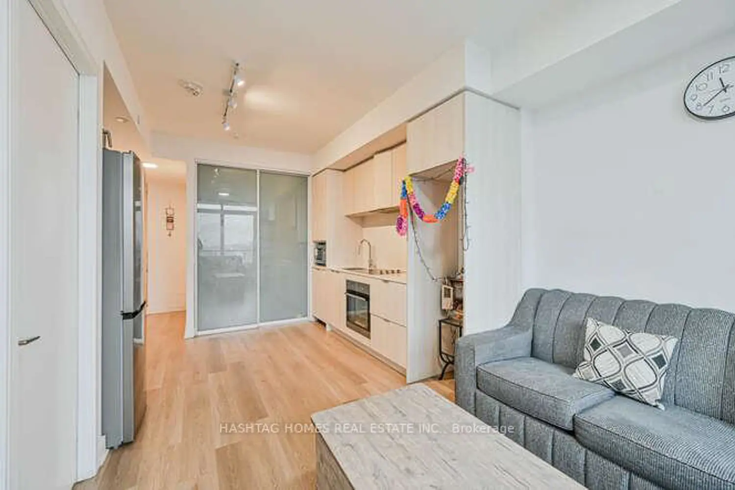 Additional image 10 of 86 Dundas Street 1410