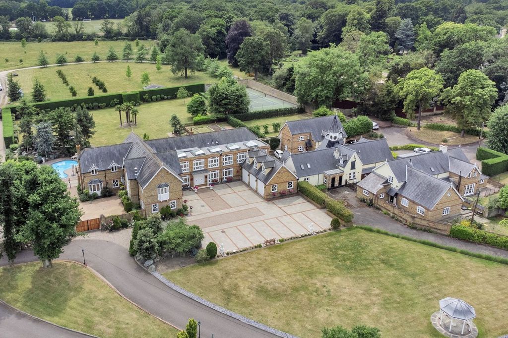 Additional image 31 of 6 bed detached house for saleHome Farm, Kemnal Road, Chislehurst, Kent BR7