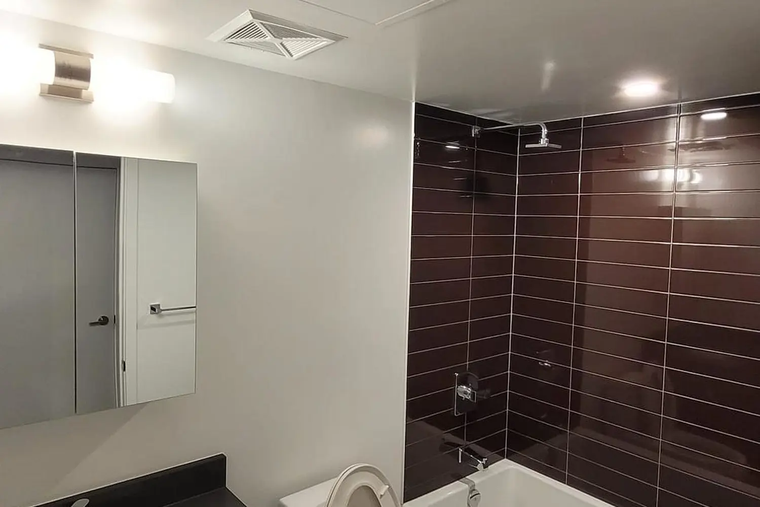 Additional image 7 of 2033 Kennedy Road 302