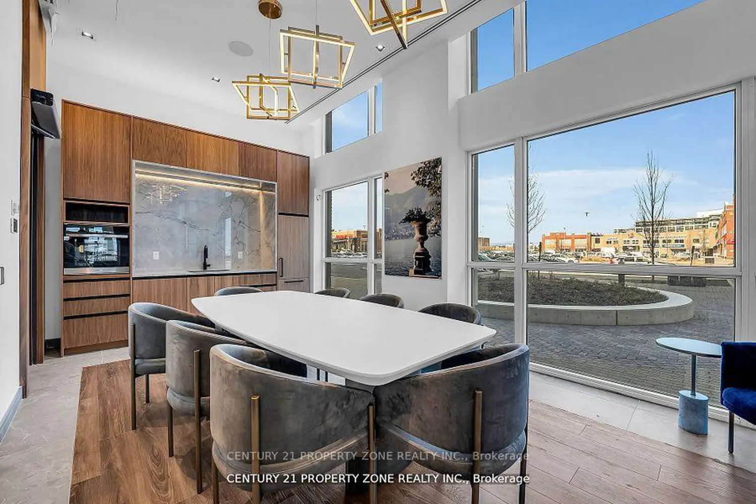 Additional image 20 of 509 Dundas Street 417