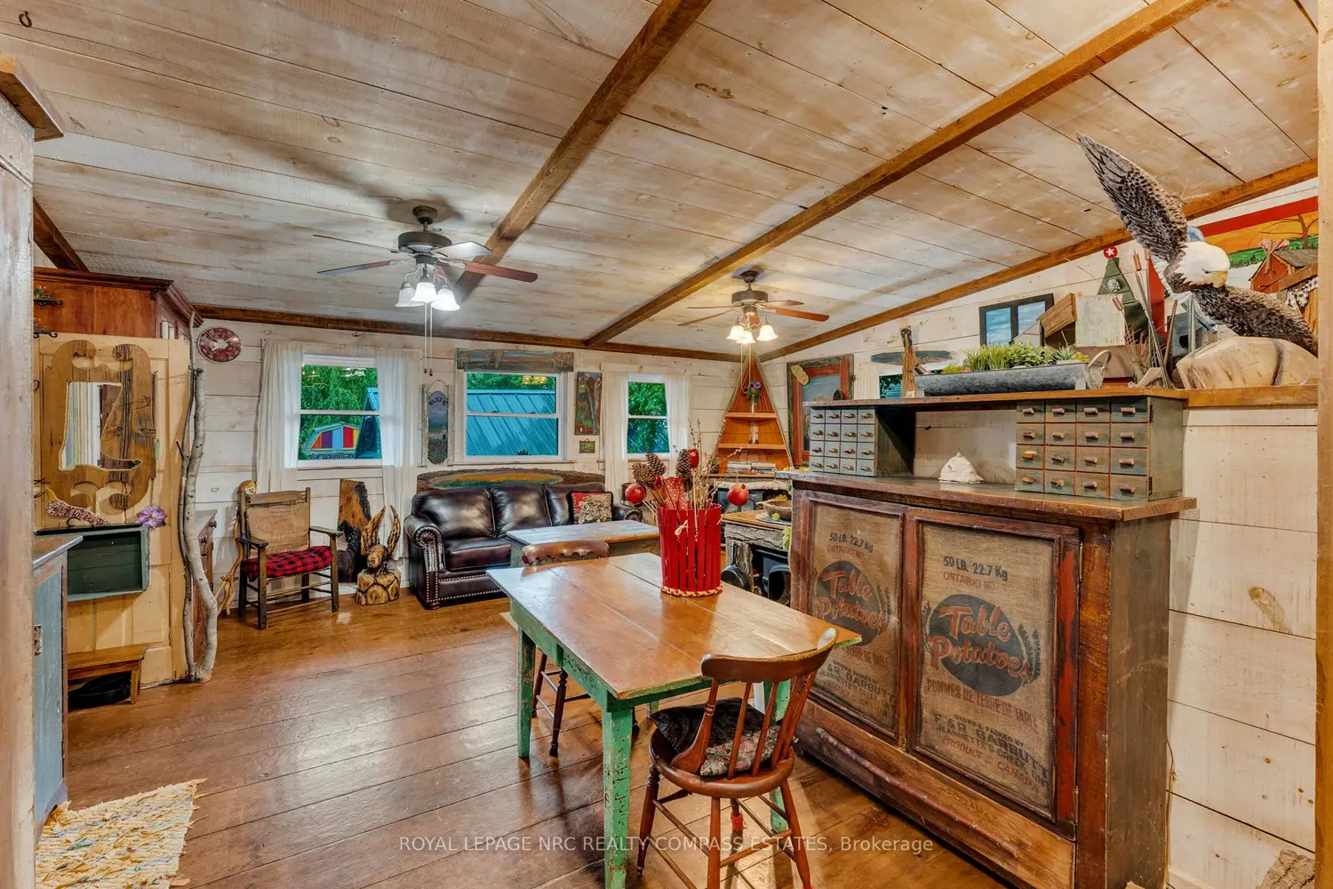 Additional image 8 of 4034 Victoria Avenue