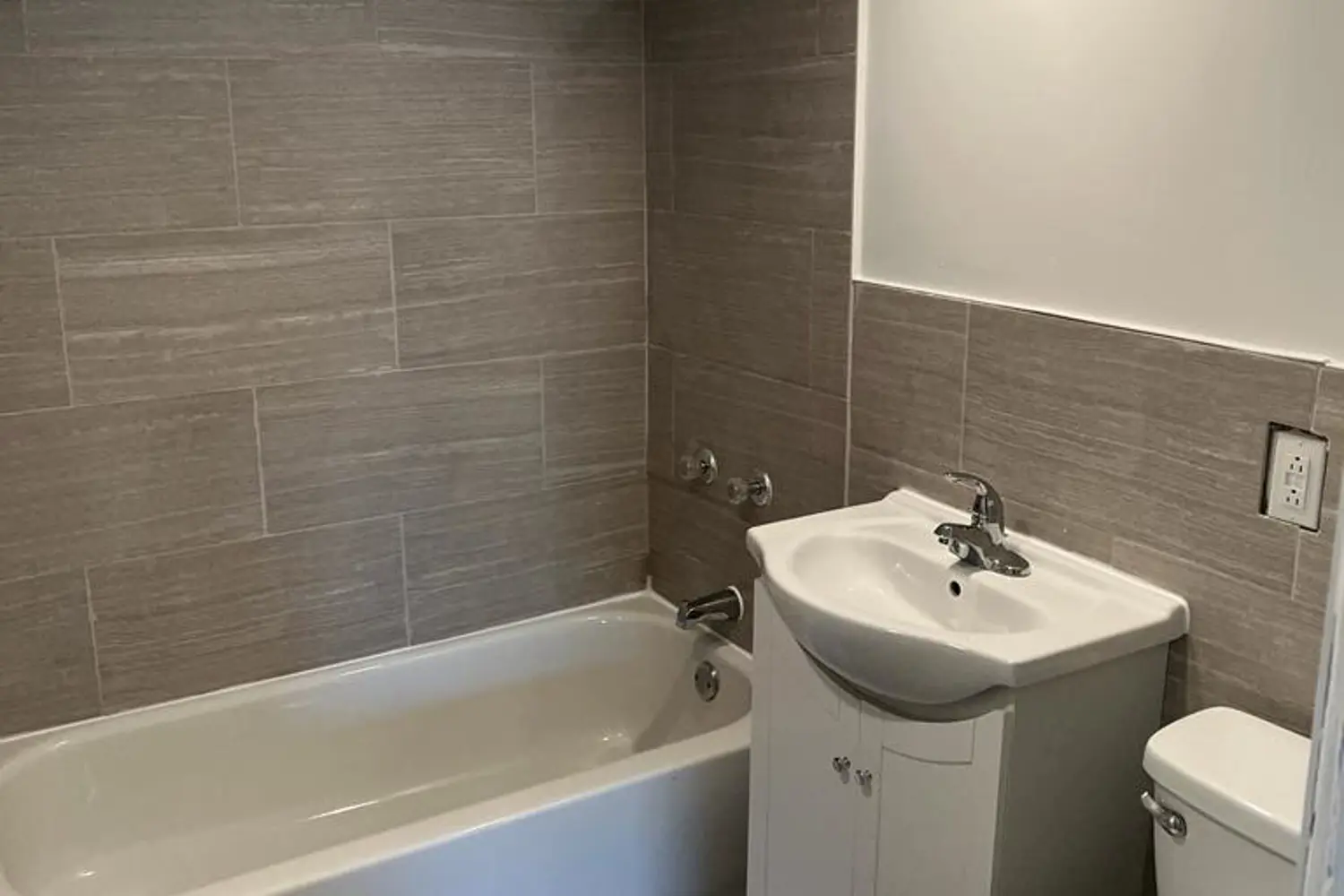 Additional image 9 of 458 Wahketa Street