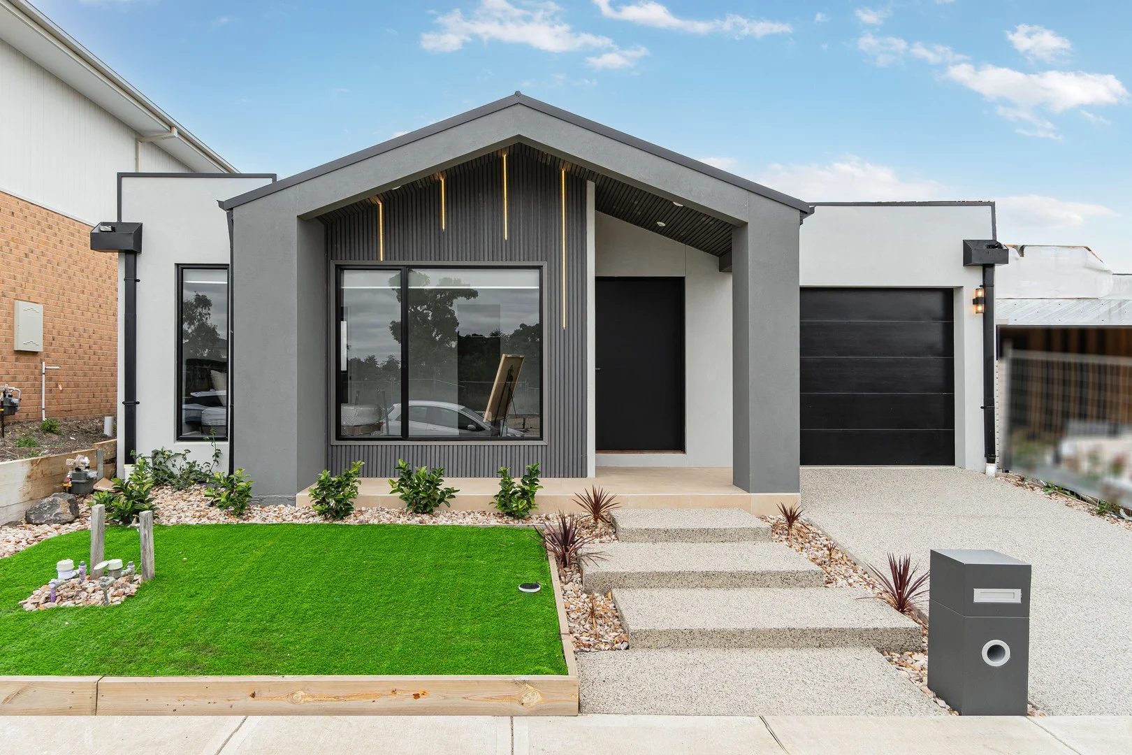 5 Ontario Parade, Mickleham VIC 3064
