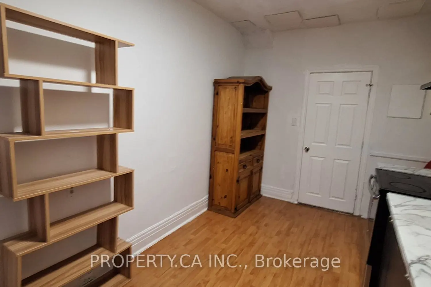 Additional image 10 of 123 Barton Avenue