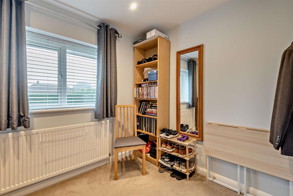 Additional image 13 of 4 bed semi-detached house for saleBracken Way, Chobham, Woking GU24