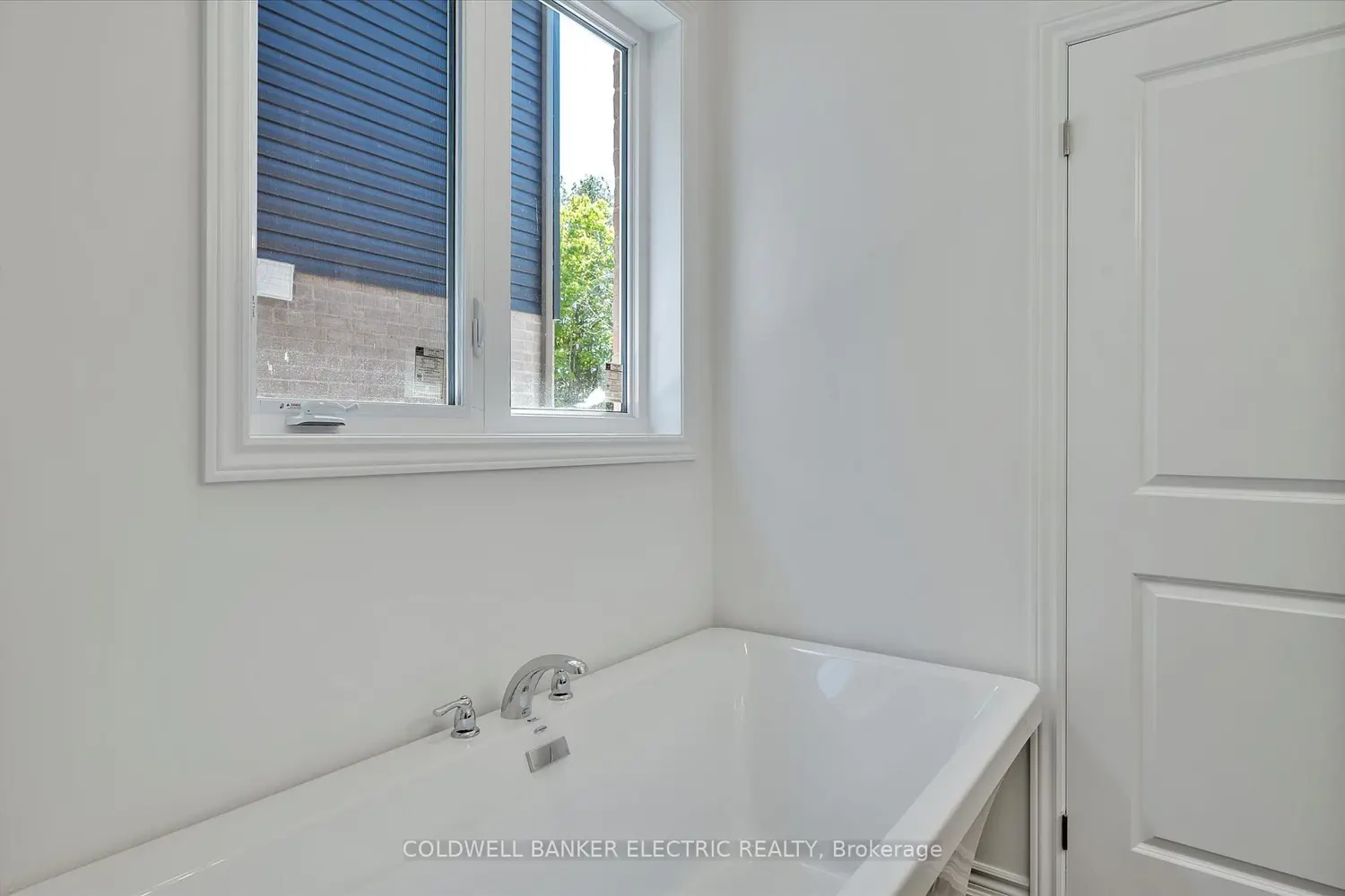 Additional image 5 of 3 Hillcroft Way