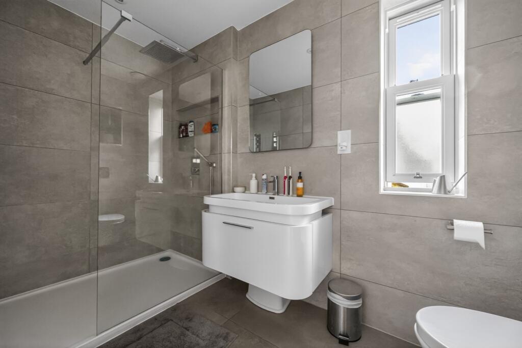 Additional image 18 of Watling Street, St. Albans, AL1