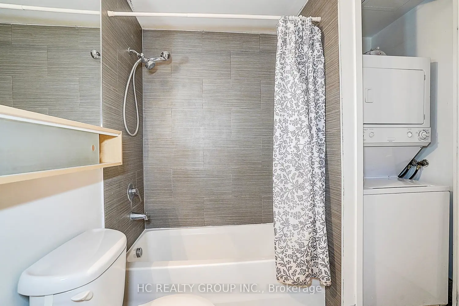 Additional image 12 of 85 Bloor Street 412
