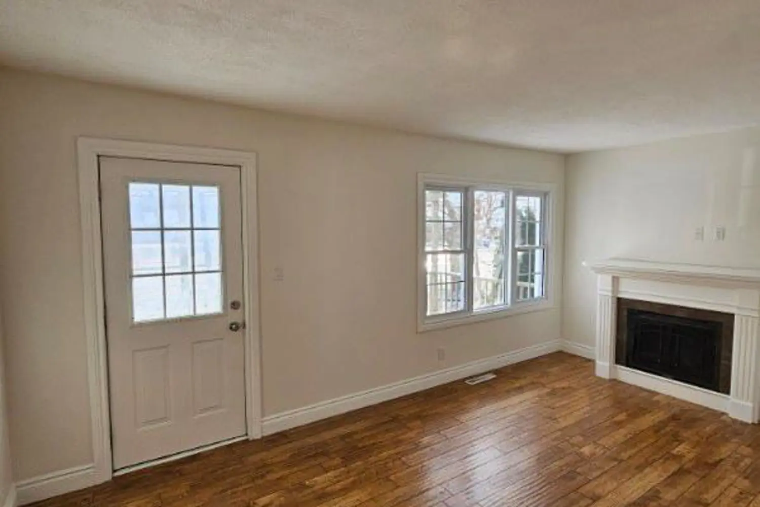 Additional image 14 of 4360 Petrolia Line