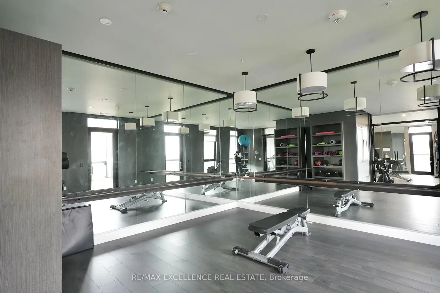 Additional image 17 of 181 King Street 1002