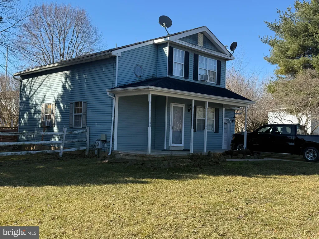 2 Magnolia Circle, Newark, DE 19711