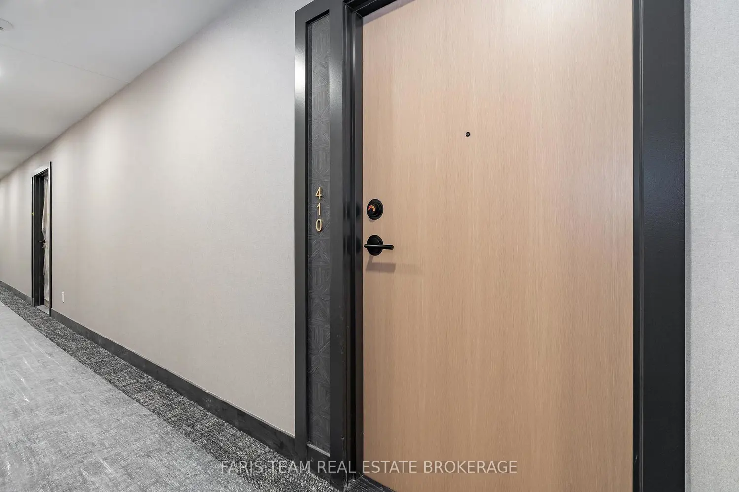 Additional image 3 of 31 Huron Street 412