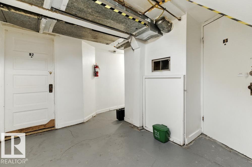 Additional image 5 of 10256 95 Street NW, Edmonton, AB, T5H2B4