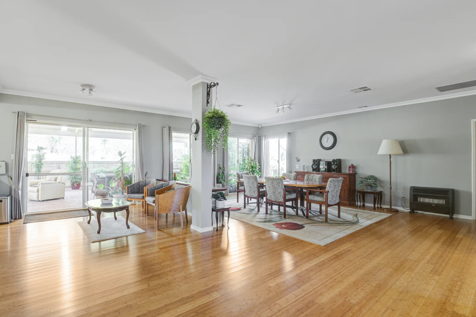 Additional image 11 of 220 Viveash Road, Swan View WA 6056