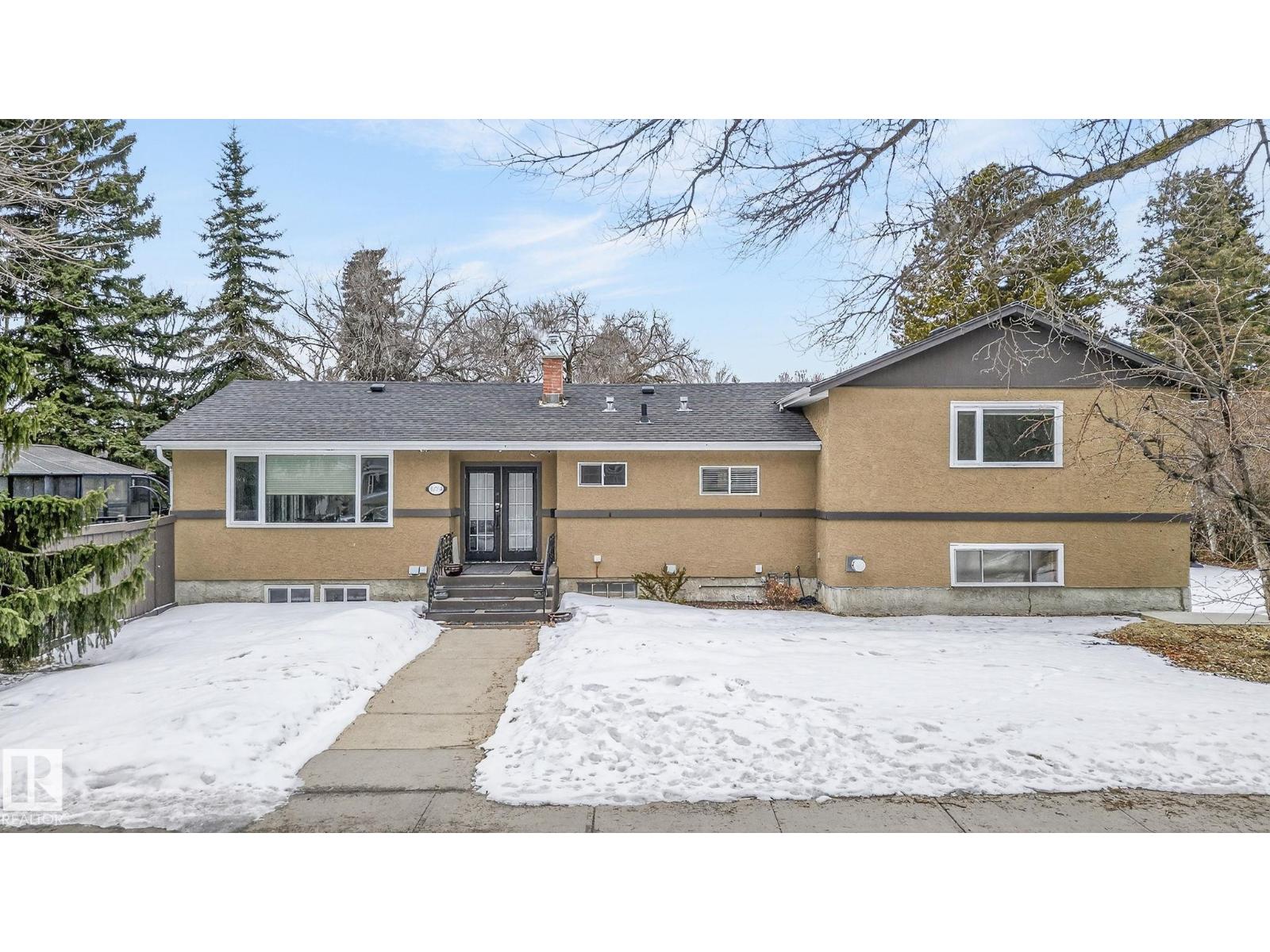 10704 130 Street NW, Edmonton, AB, T5M0Y9