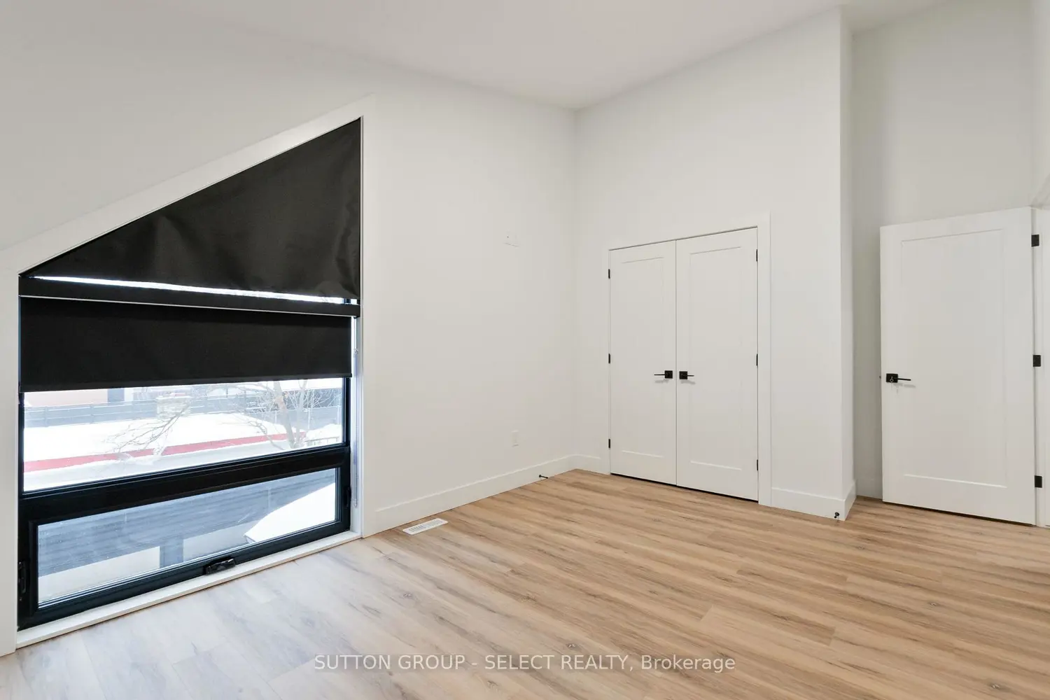 Additional image 10 of 822 Maitland Street